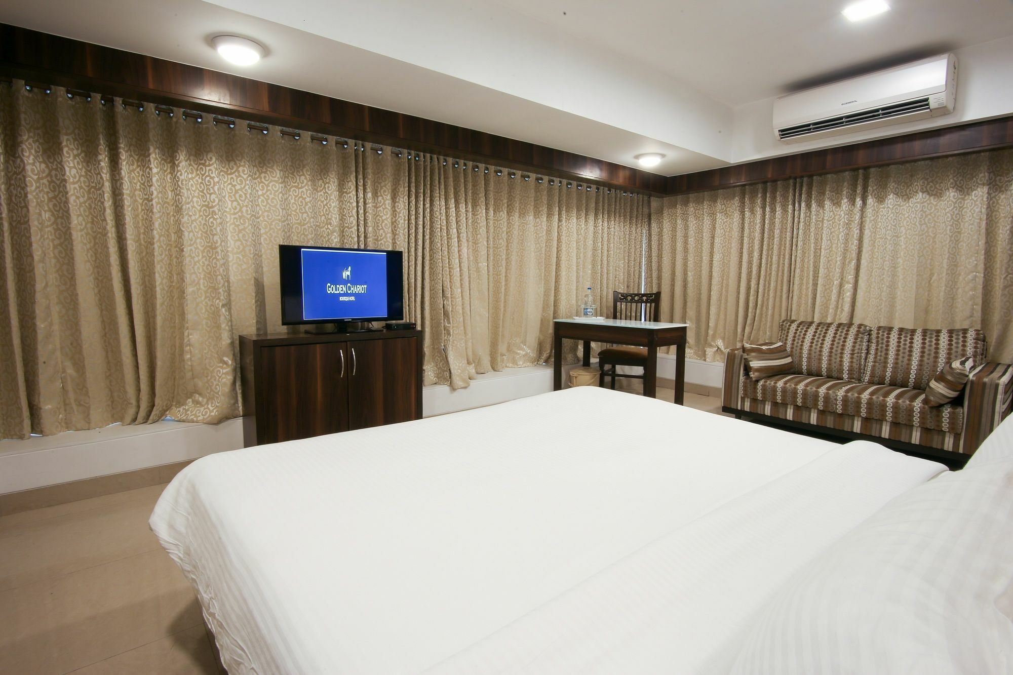 Golden Chariot The Boutique Hotel Bombay Extérieur photo